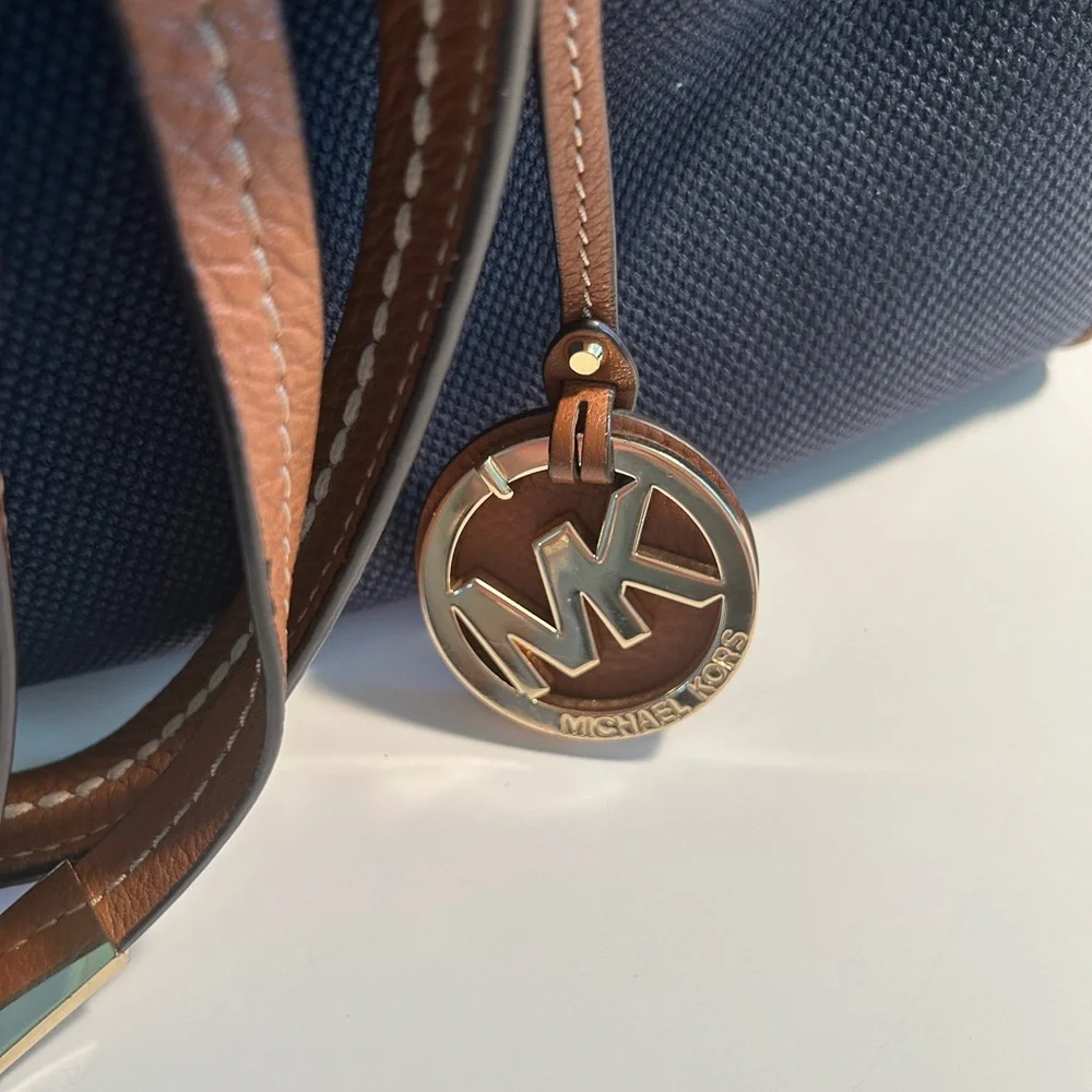 Michael Kors Brand New Bag Navy Blue and Tan - Picture 5 of 10